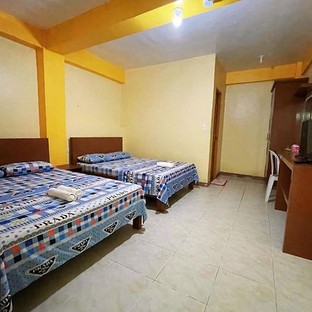 ไวท์บีช โฮเต็ล บาร์ แอนด์ เรสเตอรองต์ Hotel ปูแอร์โตกาเลรา ภายนอก รูปภาพ