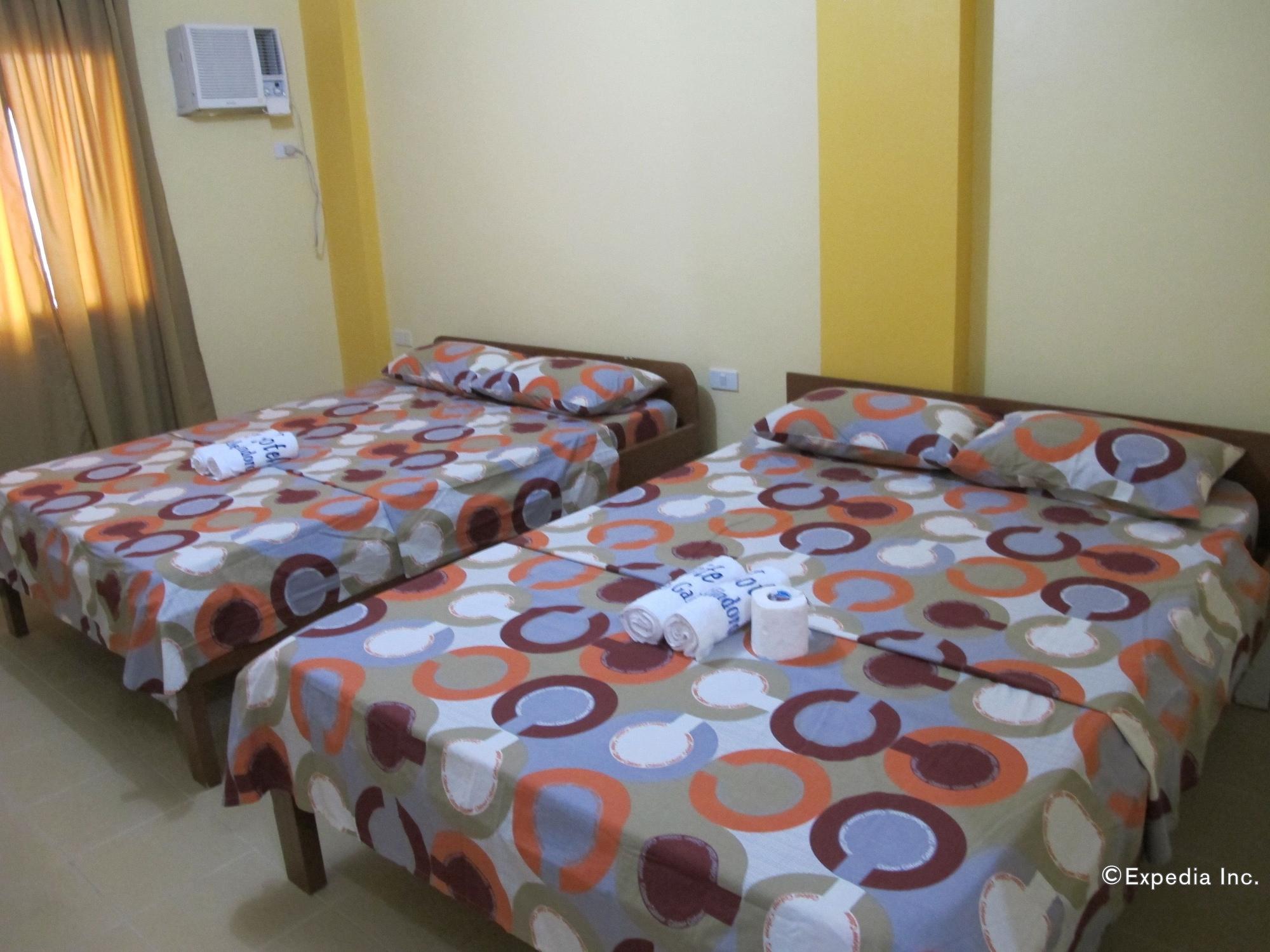 ไวท์บีช โฮเต็ล บาร์ แอนด์ เรสเตอรองต์ Hotel ปูแอร์โตกาเลรา ภายนอก รูปภาพ